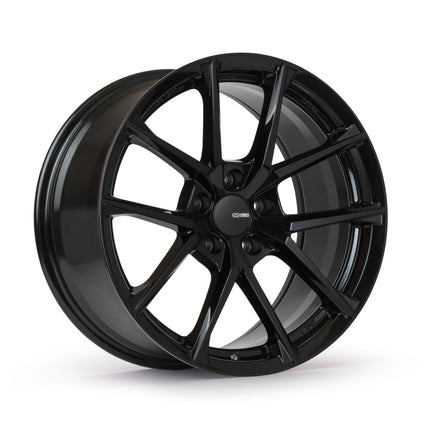 Enkei Helix 18x8in / 5x112 BP / 45mm Offset / 72.6mm Bore - Gloss Black Wheel