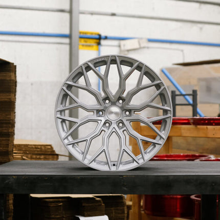 VOSSEN HF6-3 - 24X10 - ET25 - 6X139.7 - 78.1 - SSV - SATIN SILVER