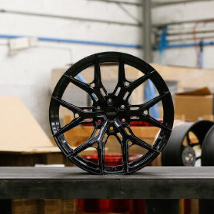 Vossen HF6-4 - 20x9 - 8x170 - ET0 - Super Deep Face - 125.1 - Gloss Black Wheel