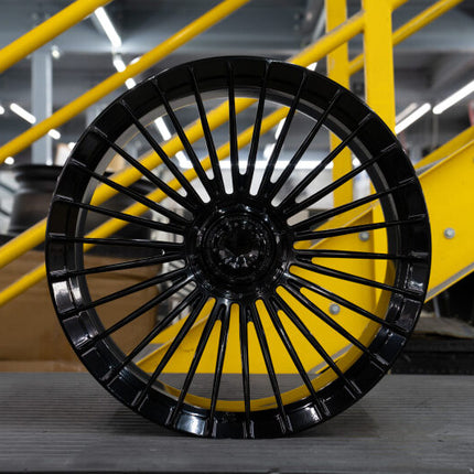 Vossen Forged S17-05 - 21x9 - ET10 - 5x112 - 66.56 - GB - GLOSS BLACK - BMW 7 SERIES G70 FRONT
