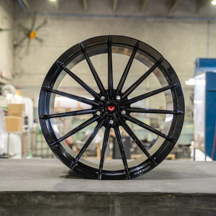 Vossen VPS-2 (SL) - 22X10.5 - 5X112 - ET30 - 66.6 - GB - Gloss Black Wheel